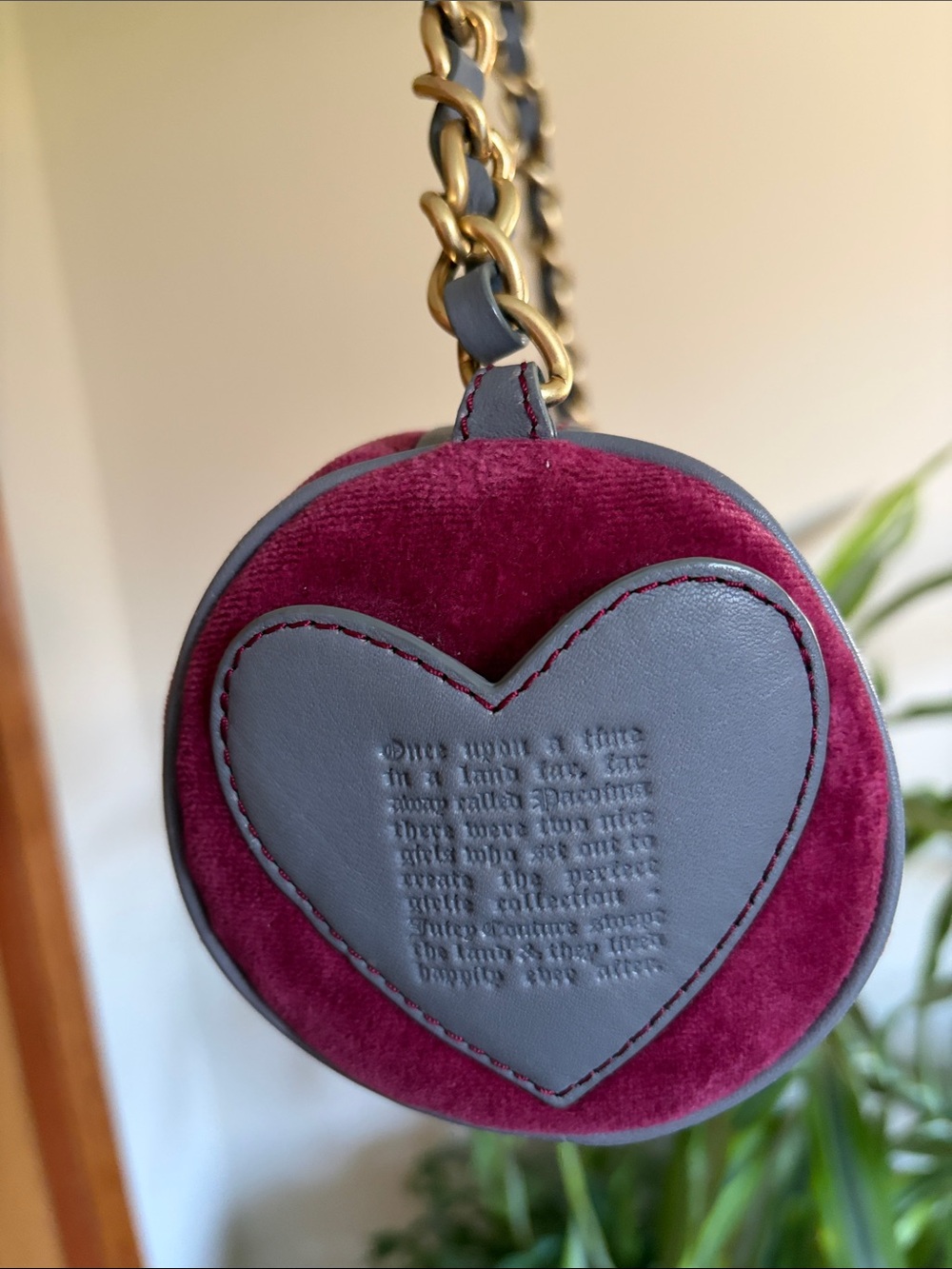 Vintage Juicy Couture Plush Velour Burgundy Barrel Bag with Chain Strap - Picture 3 of 10